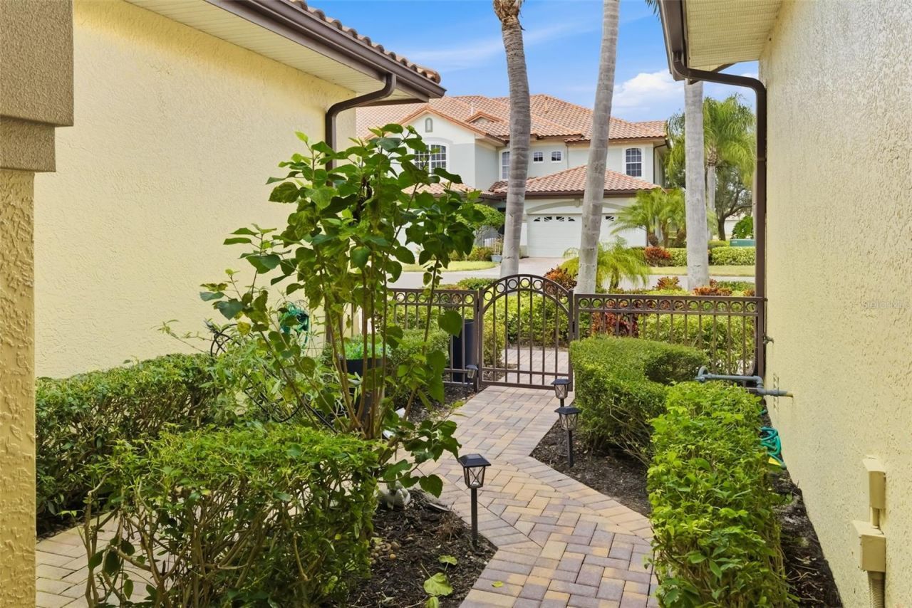 8407 Miramar Way , Lakewood Ranch, FL 34202 Photo