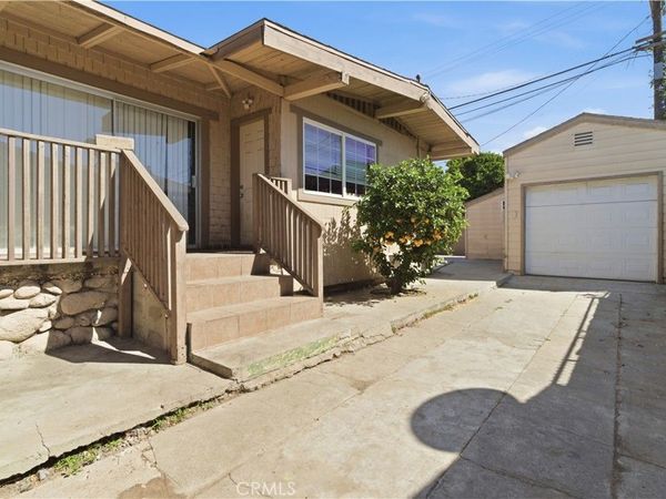 754 N Kenmore, Los Angeles, CA 90029