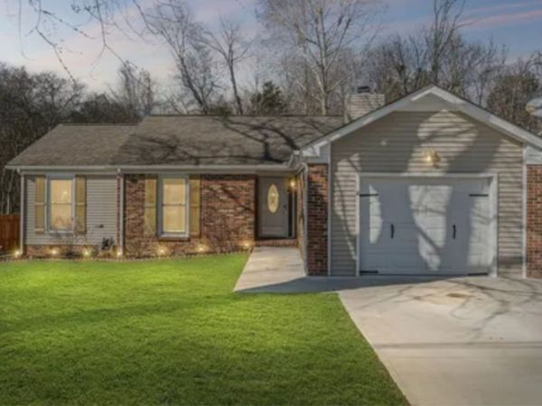 8163 Bonnafair Dr, Hermitage, TN 37076