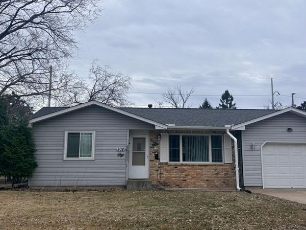 808 1st Street NE, Osseo, MN 55369
