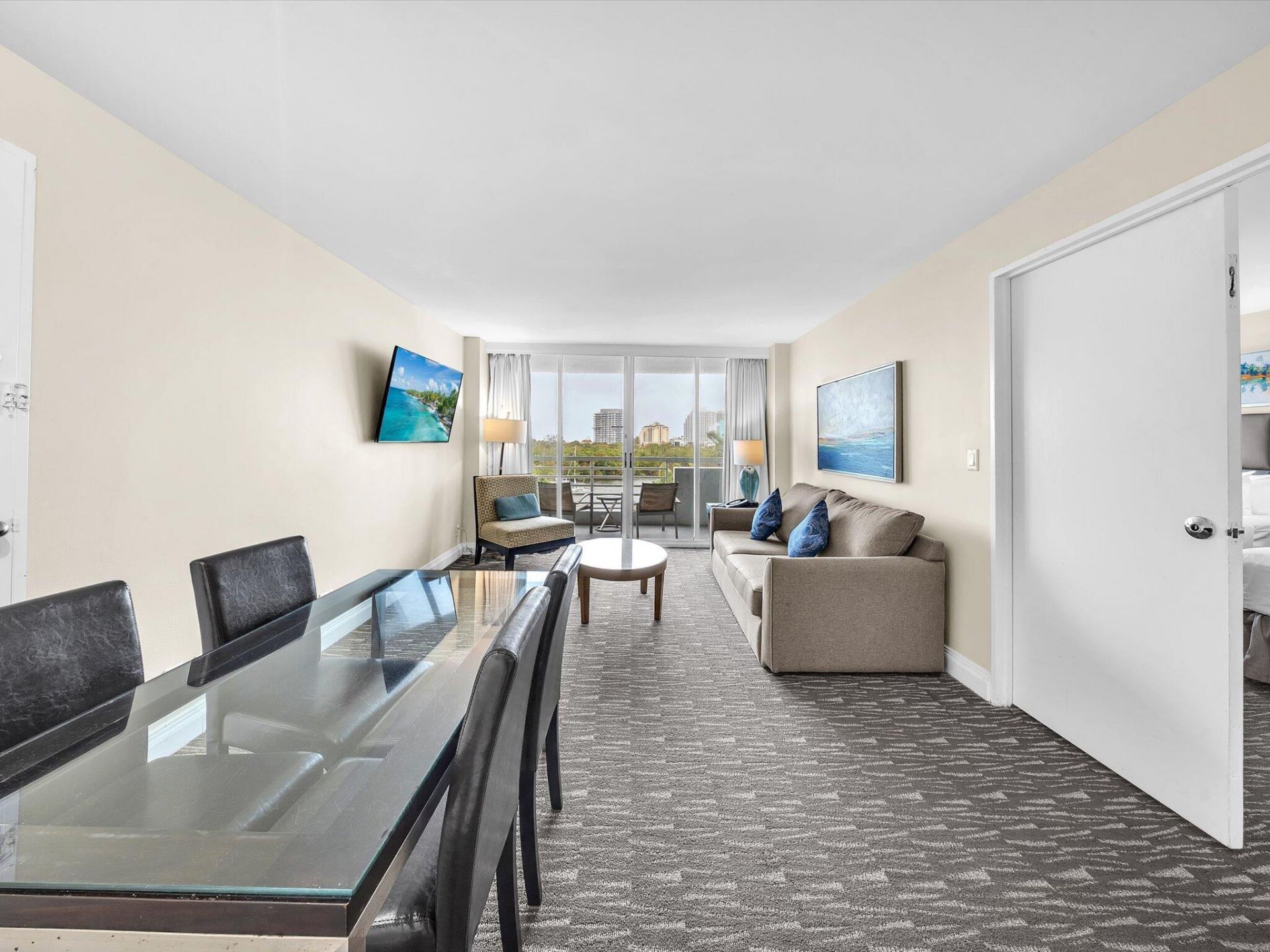 2670 E Sunrise Boulevard, Unit 520, Fort Lauderdale, FL 33304 Photo