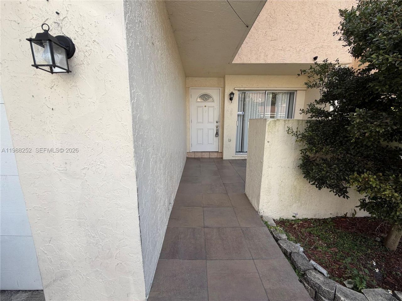 853 NW 81st Ter, Unit 7, Plantation, FL 33324 Photo