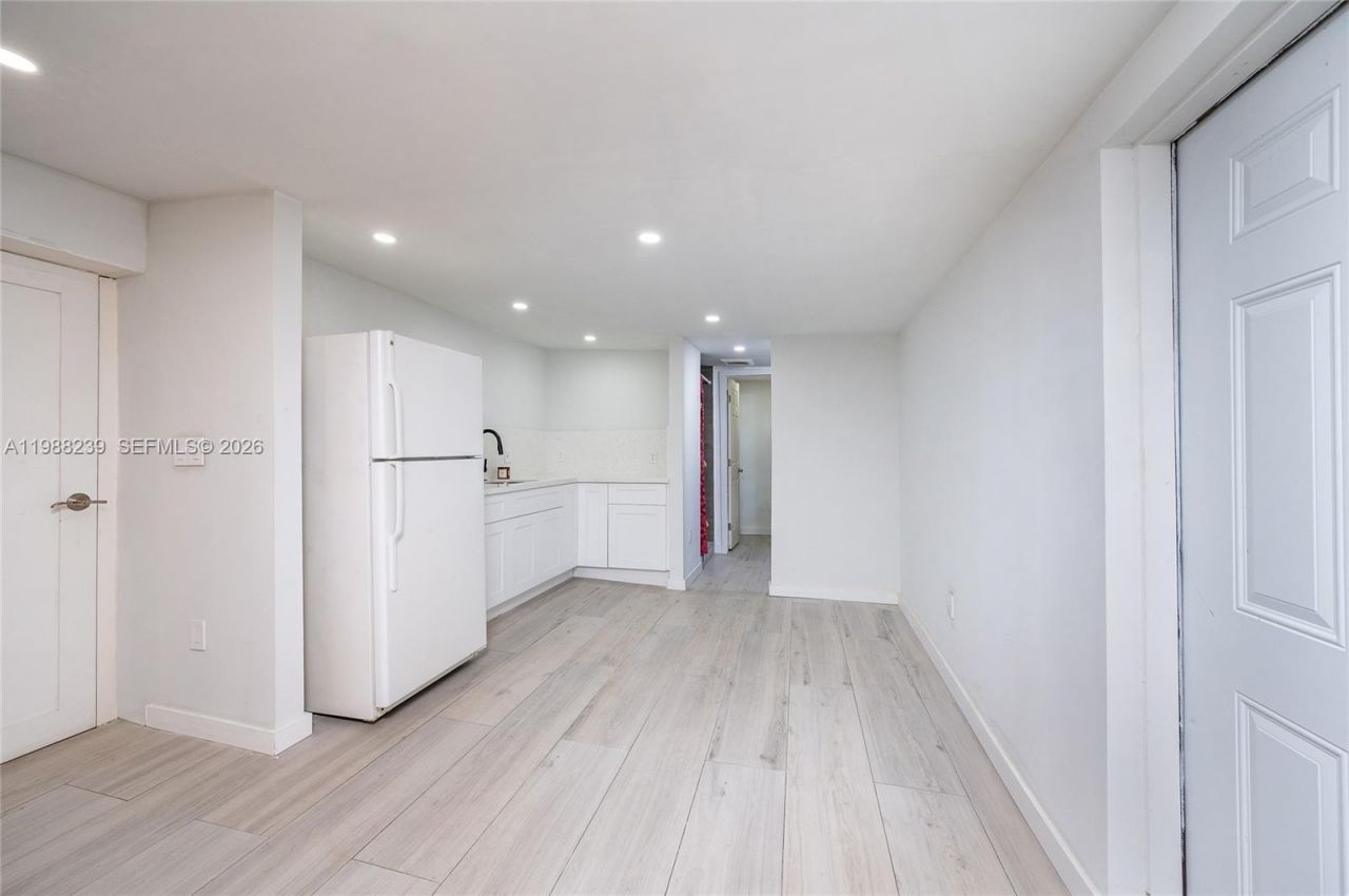 10954 SW 157th Ter , Unit 2, Miami, FL 33157 Photo