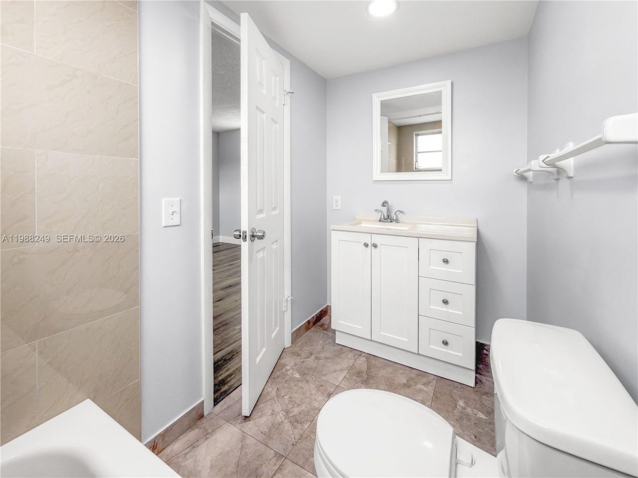 1855 W 60th St , Unit 311, Hialeah, FL 33012 Photo