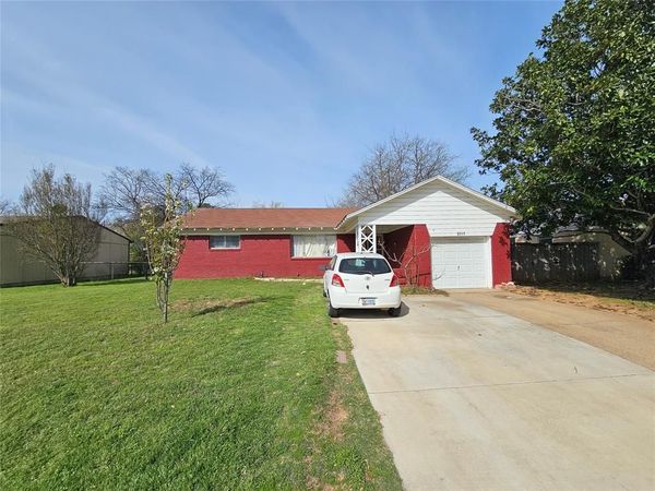 1409 Barbara Drive , Irving, TX 75060