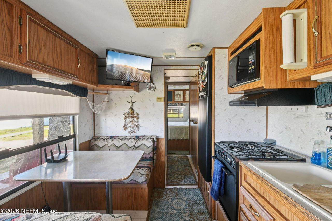 5577 Heckscher Drive, Unit 17, Jacksonville, FL 32226 Photo