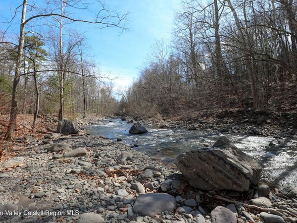 Tbd Ny-212, Woodstock, NY 12409