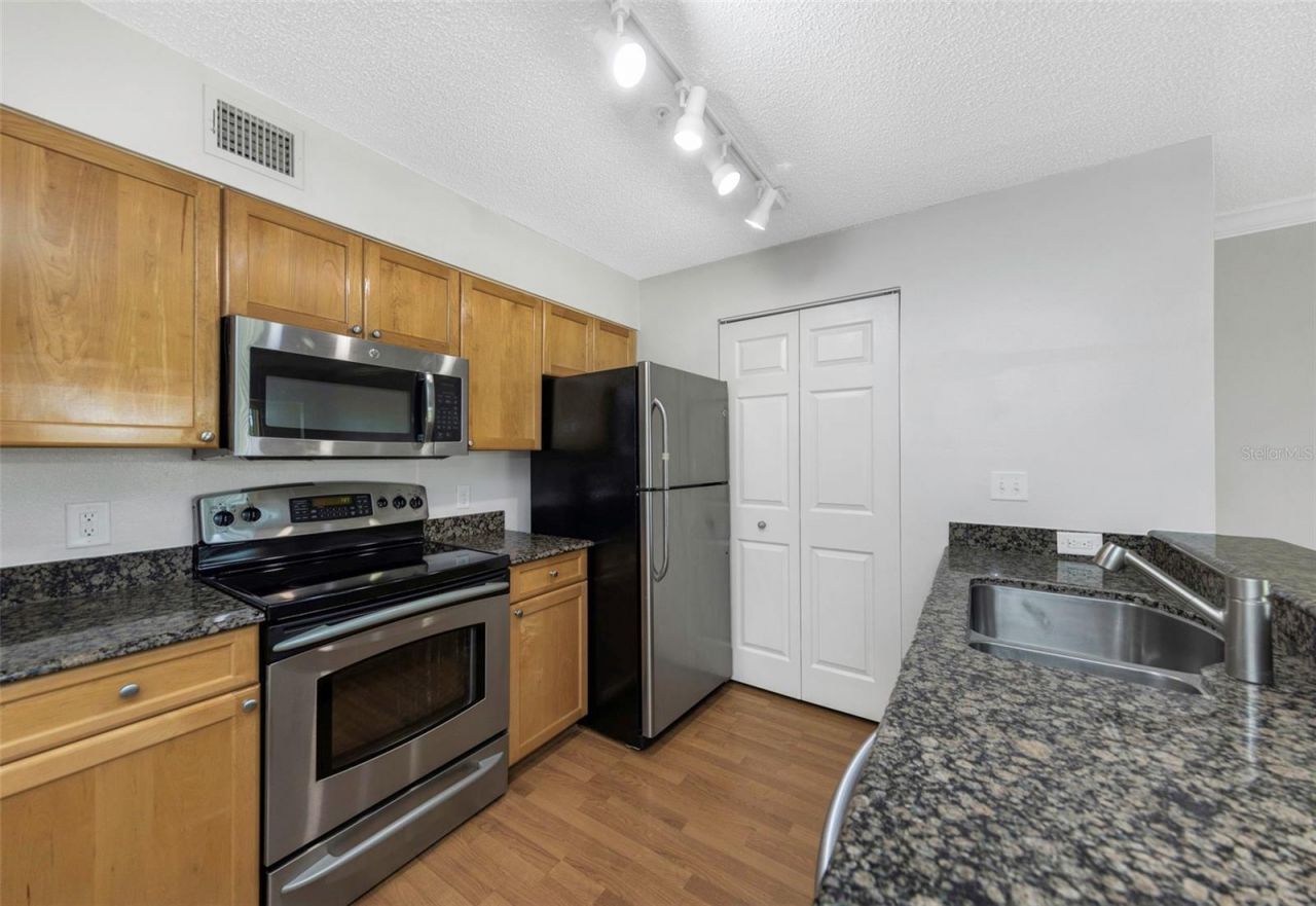2400 Feather Sound Drive, Unit 412, Clearwater, FL 33762 Photo