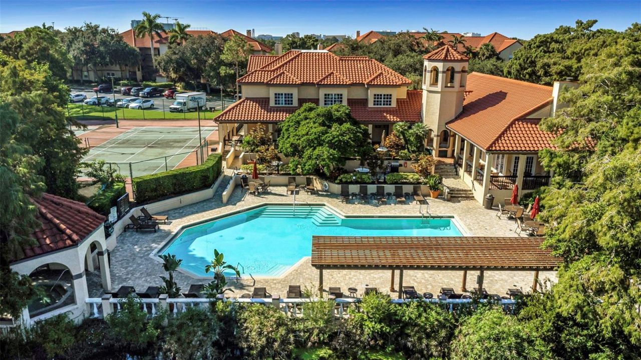2400 Feather Sound Drive, Unit 412, Clearwater, FL 33762 Photo