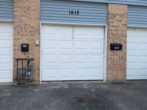 1612 Islandview Court , Hoffman Estates, IL 60169