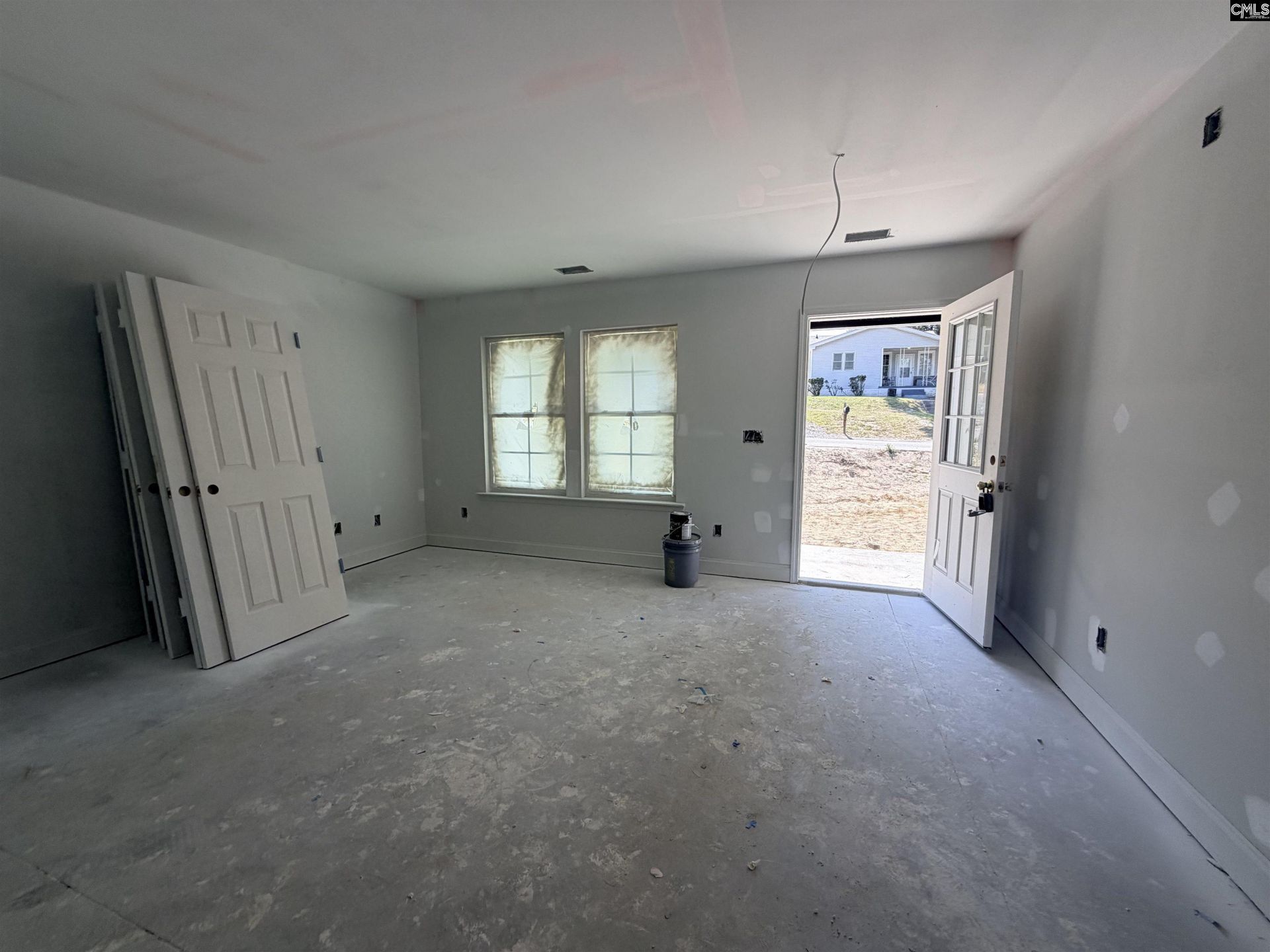 2826 Truman Street Photo 16