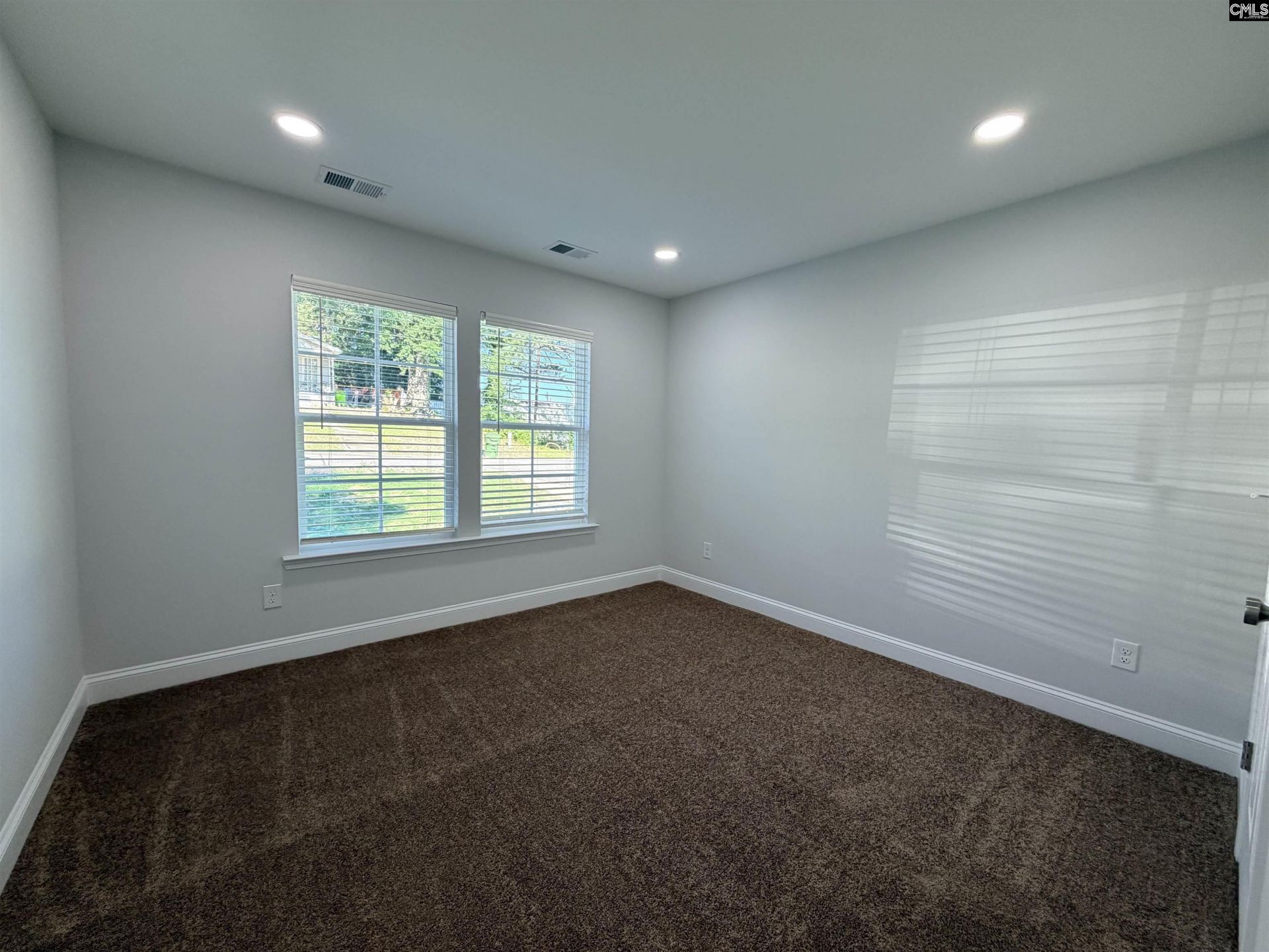 2826 Truman Street Photo 16