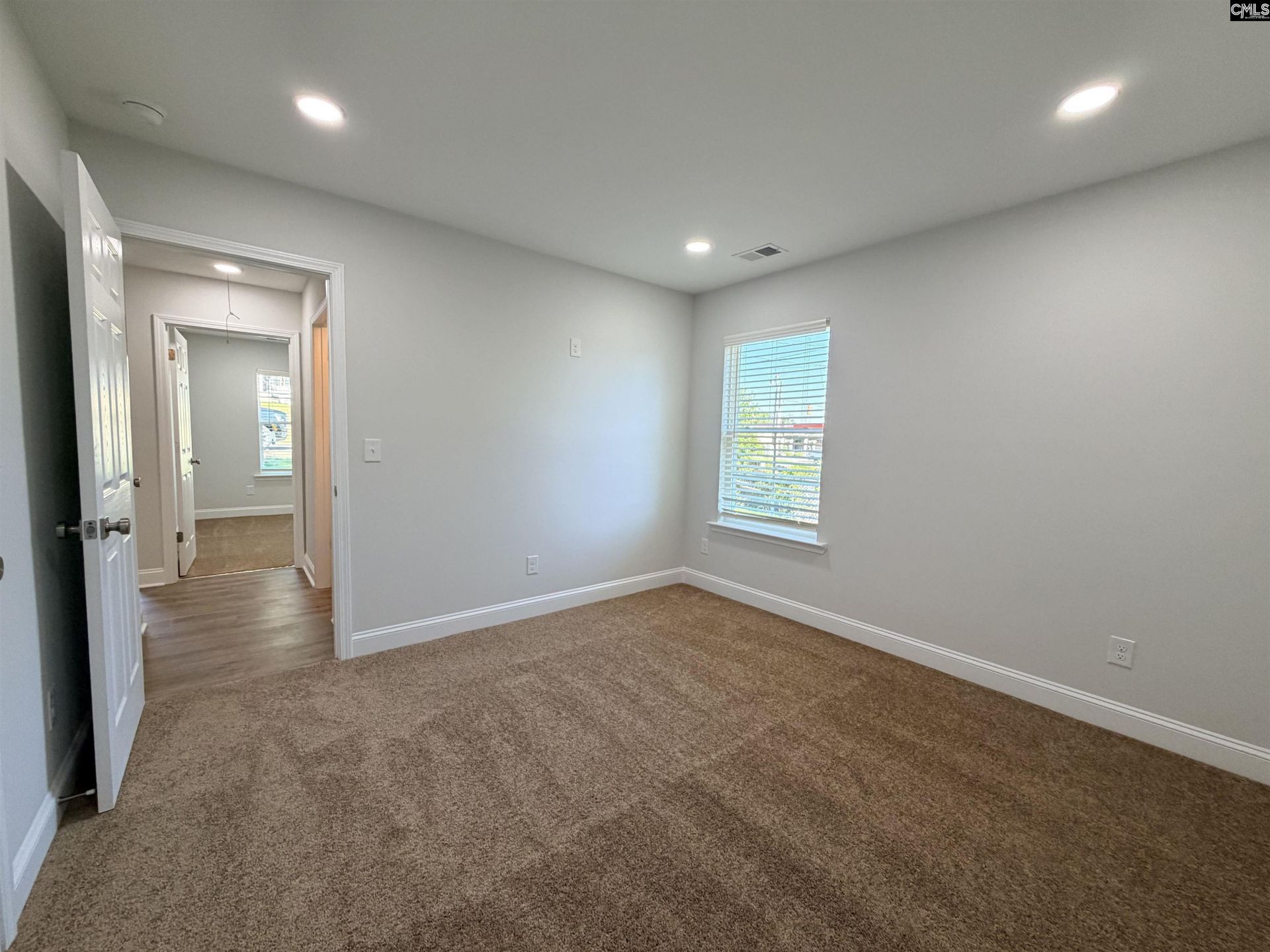 2826 Truman Street Photo 22