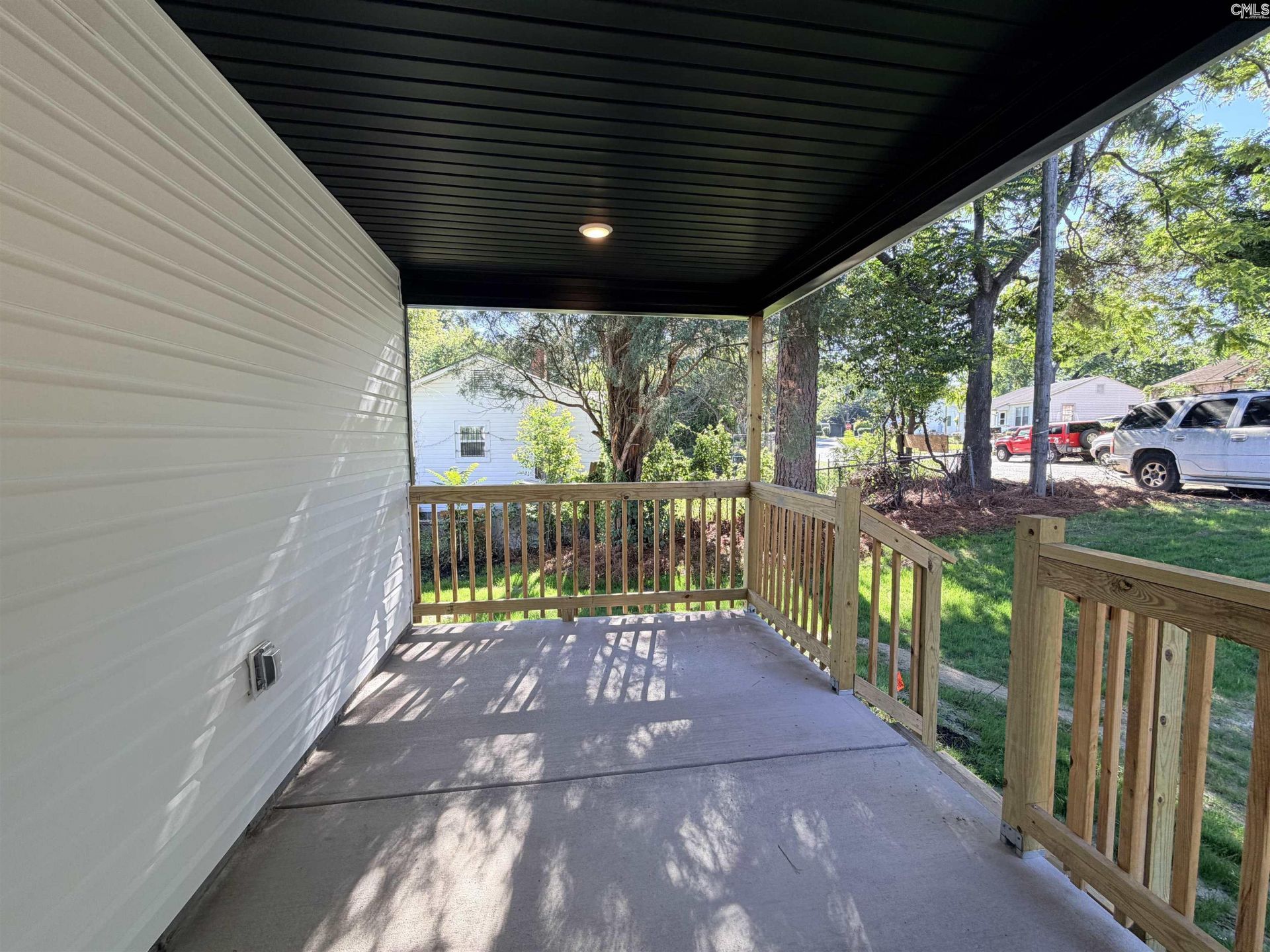2826 Truman Street Photo 25