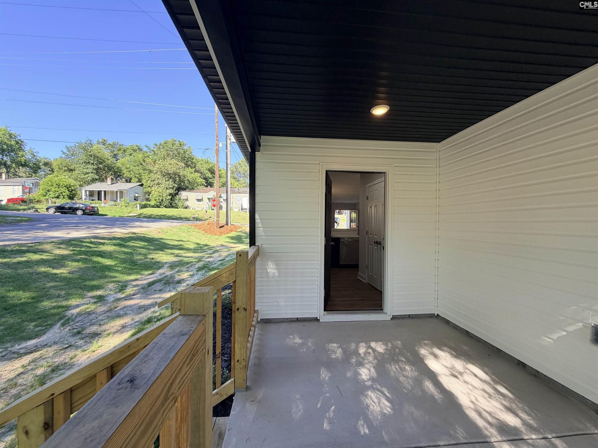 2826 Truman Street Photo 27