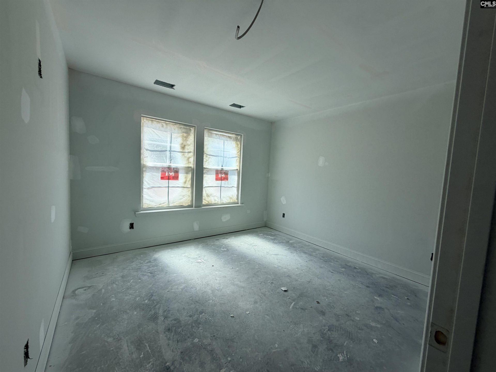 2826 Truman Street Photo 4