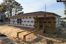 2826 Truman Street  photo 4