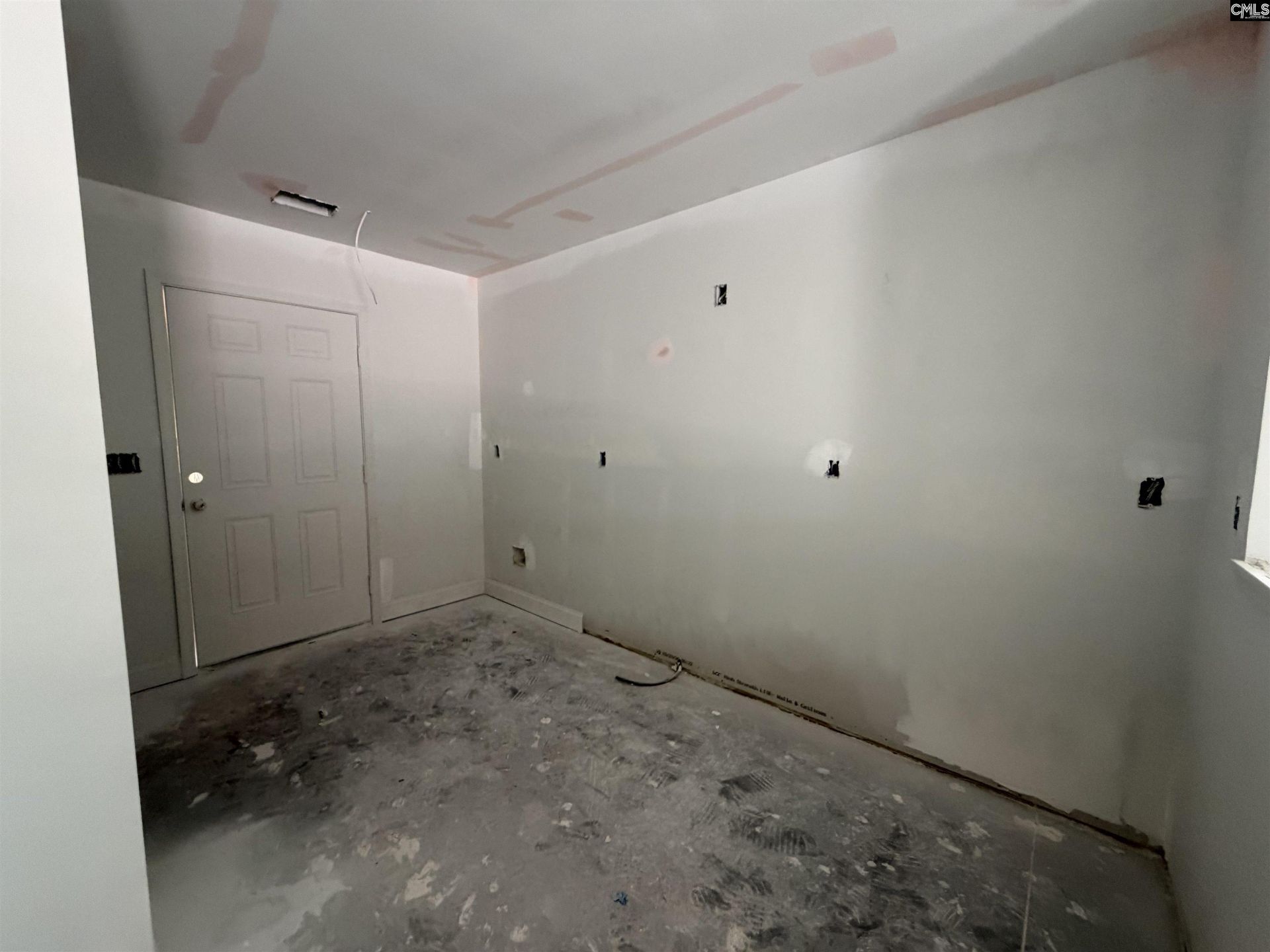 2826 Truman Street Photo 9