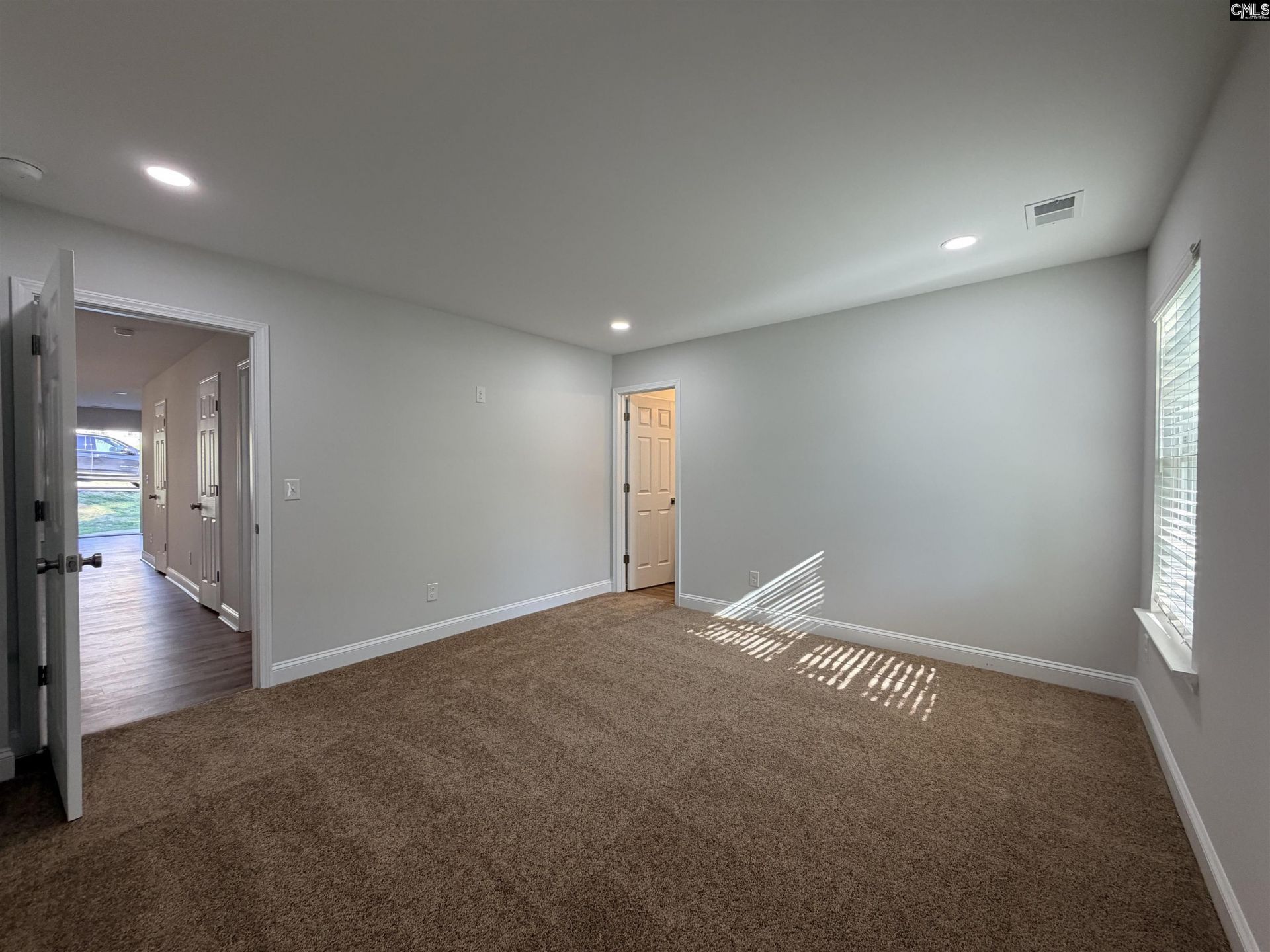 2826 Truman Street Photo 9