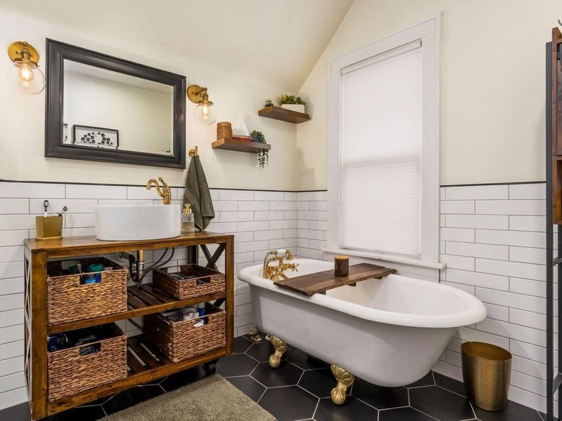 2555 Glenmawr Avenue, Columbus, OH 43202 Photo 12