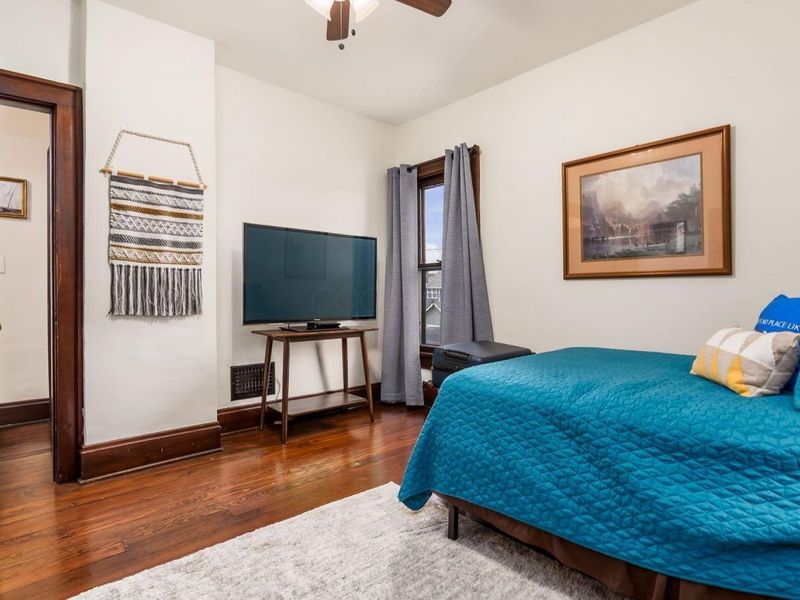 2555 Glenmawr Avenue, Columbus, OH 43202 Photo 17