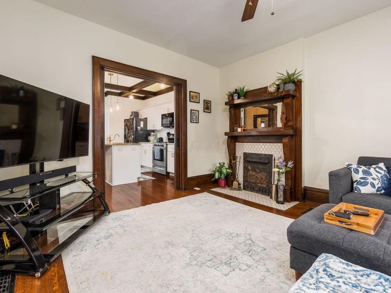 2555 Glenmawr Avenue, Columbus, OH 43202 Photo 2