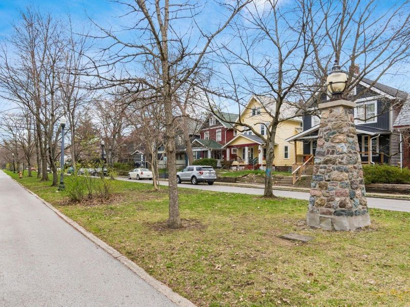 2555 Glenmawr Avenue, Columbus, OH 43202 Photo 28