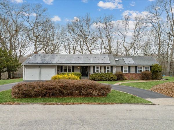 7 Fox Road , East Setauket, NY 11733