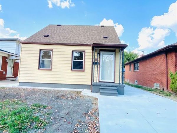 734 Highland Street, Wyandotte, MI 48192