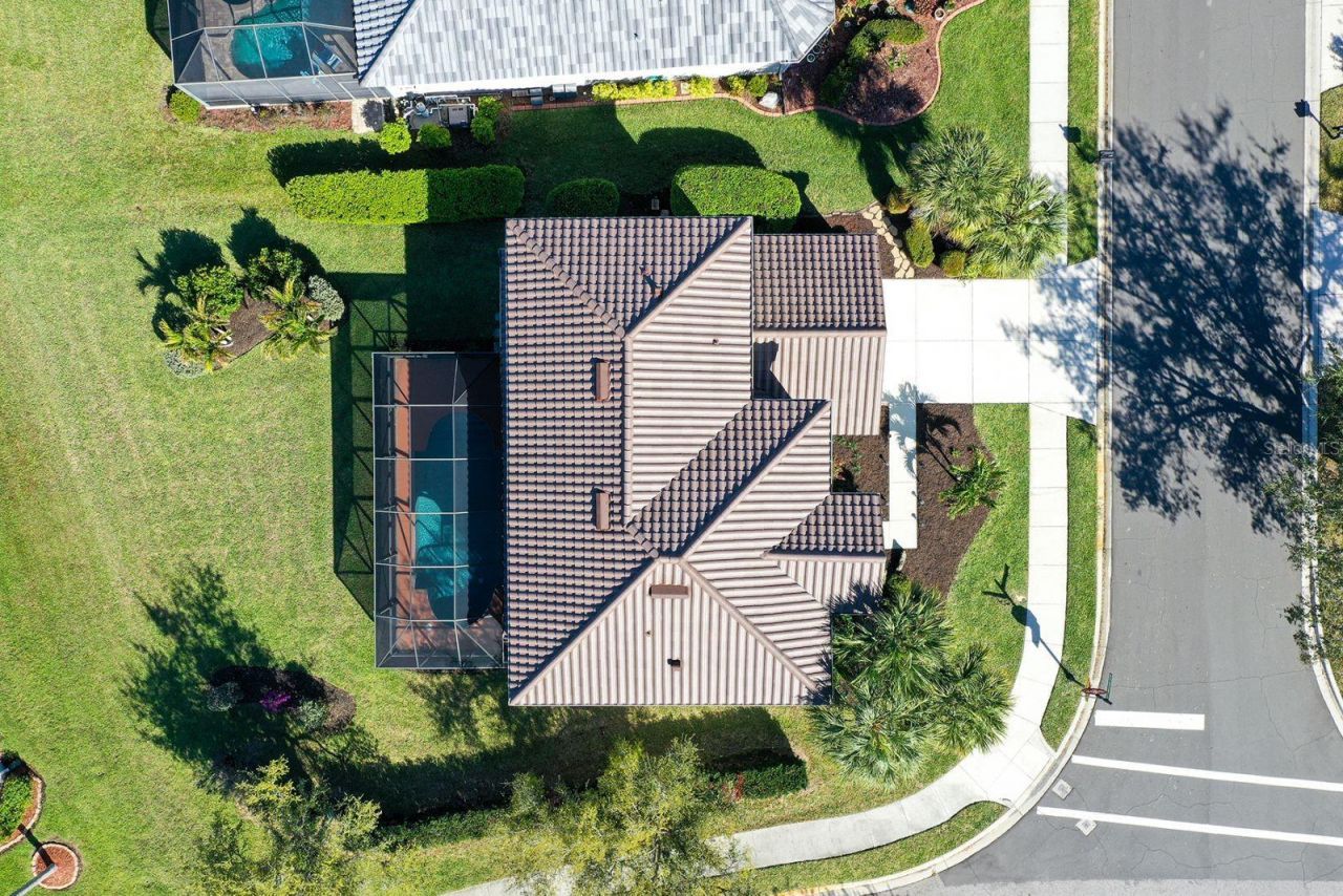 152 New Briton Court , Bradenton, FL 34212 Photo