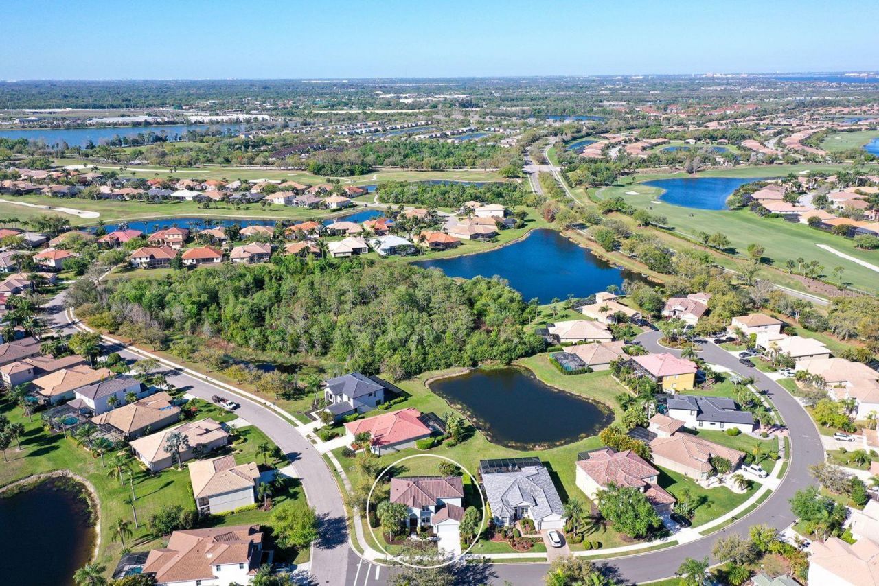 152 New Briton Court, Bradenton, FL 34212 Photo
