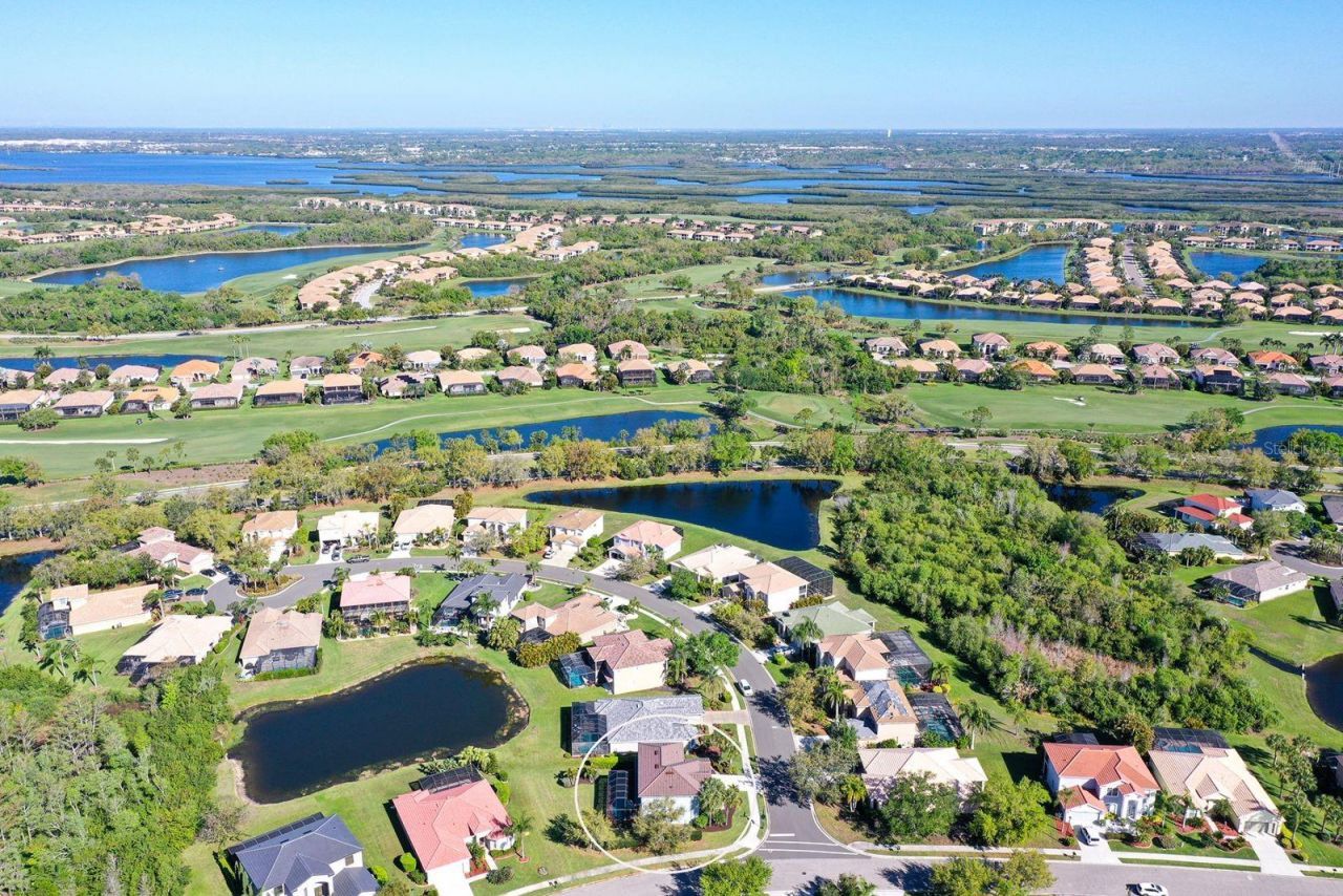 152 New Briton Court, Bradenton, FL 34212 Photo