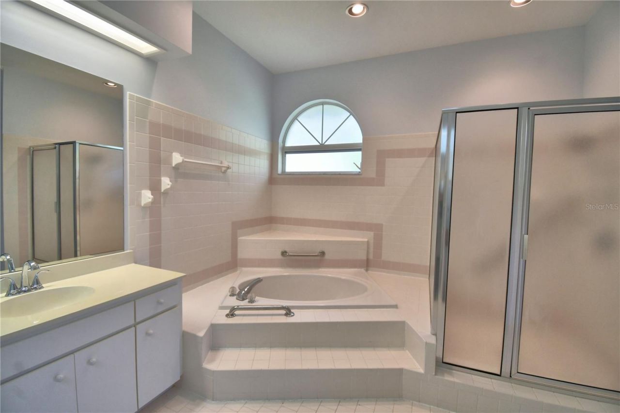 104 Fairway Drive, Haines City, FL 33844 Photo