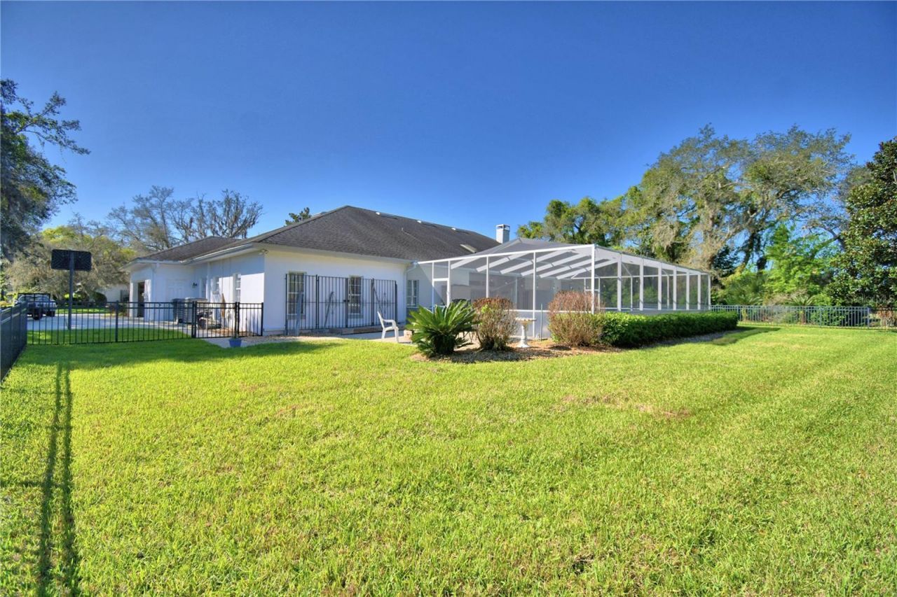 104 Fairway Drive, Haines City, FL 33844 Photo