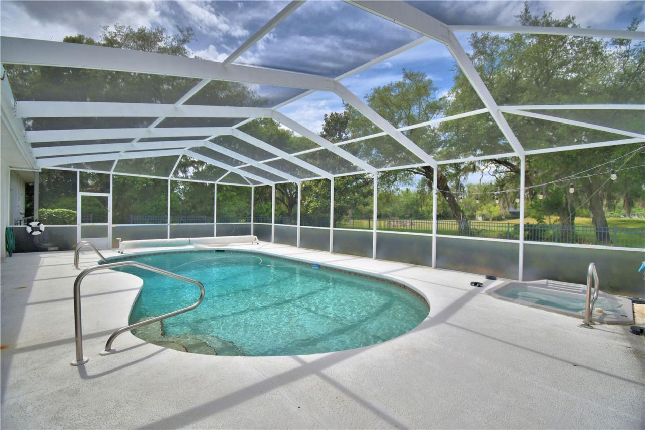 104 Fairway Drive, Haines City, FL 33844 Photo