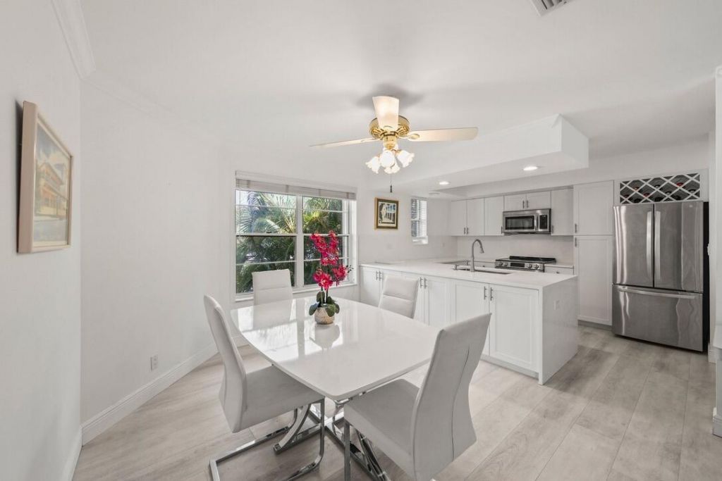664 Forsyth Street, Unit 6, Boca Raton, FL 33487 Photo