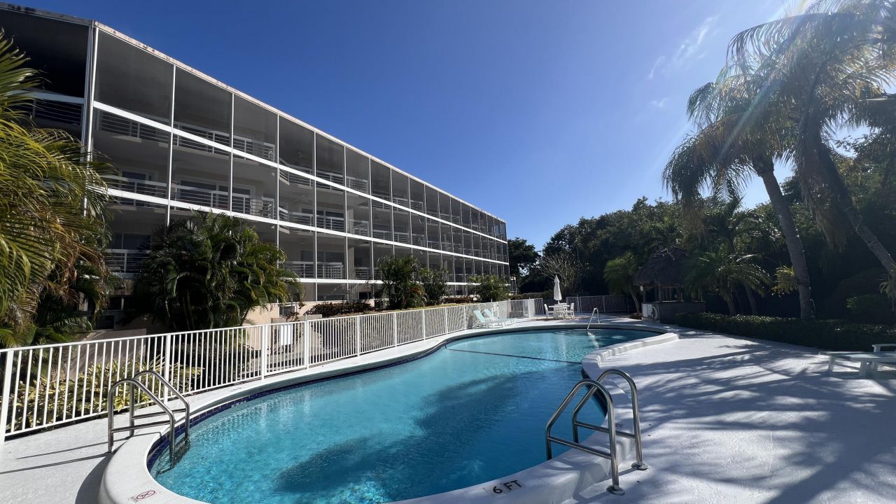 80450 Overseas Highway, Unit 302, Islamorada, FL 33036 Photo