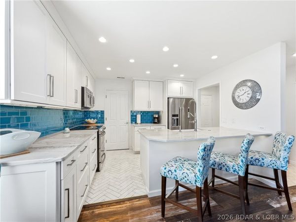 210 Bluff Boulevard, Unit 2B, Camdenton, MO 65020