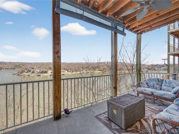 156 Bluff Boulevard, Unit 1B, Camdenton, MO 65020