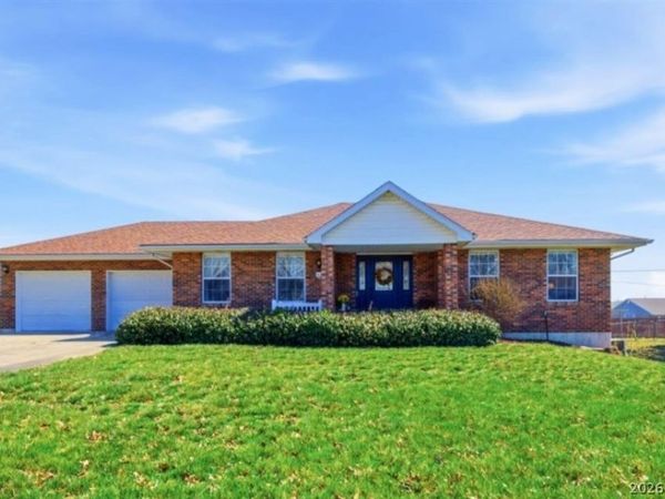 306 El Donna Avenue, Eldon, MO 65026