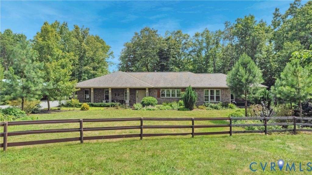 4337 Riddles Bridge Road Goochland, VA 23063