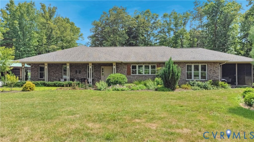 4337 Riddles Bridge Road Goochland, VA 23063