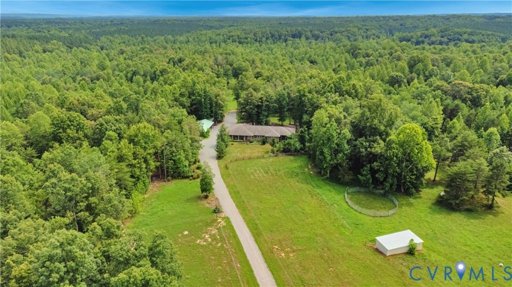 4337 Riddles Bridge Road Goochland, VA 23063