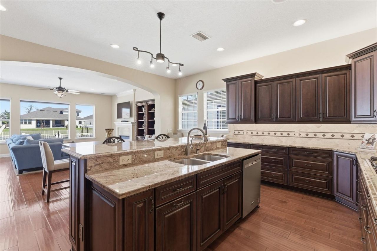 715 Islebay Drive, Apollo Beach, FL 33572 Photo