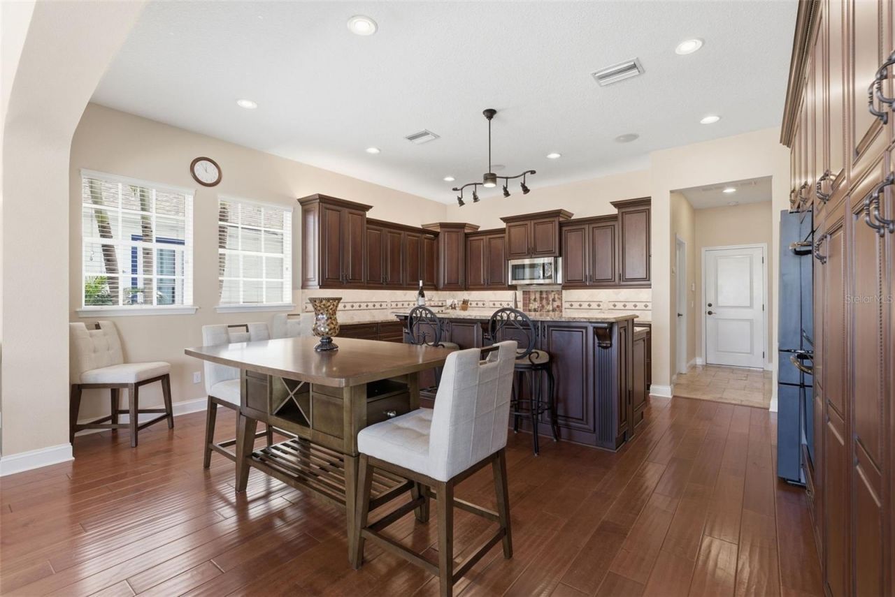 715 Islebay Drive, Apollo Beach, FL 33572 Photo