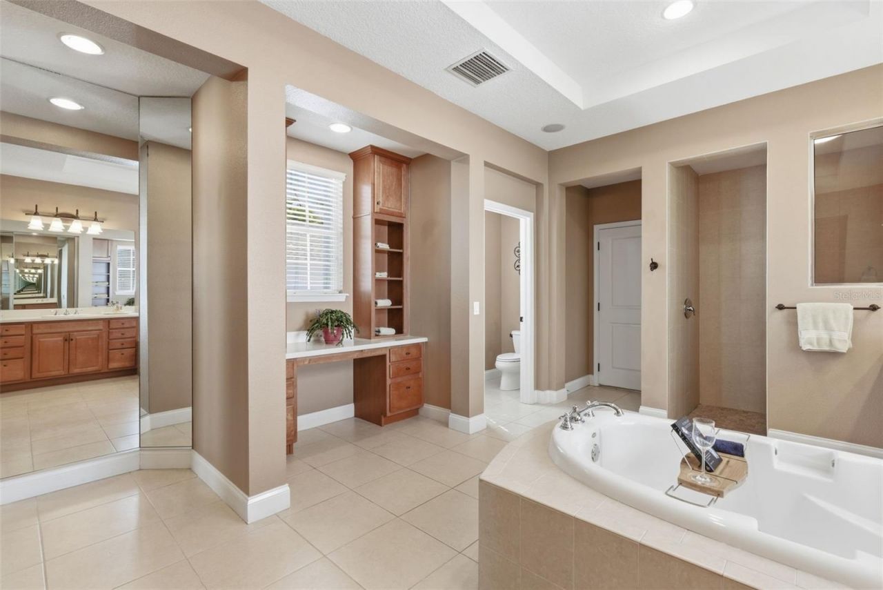 715 Islebay Drive, Apollo Beach, FL 33572 Photo