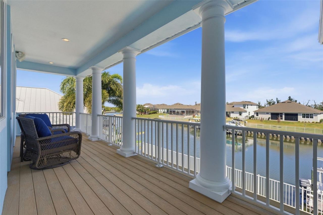 715 Islebay Drive, Apollo Beach, FL 33572 Photo