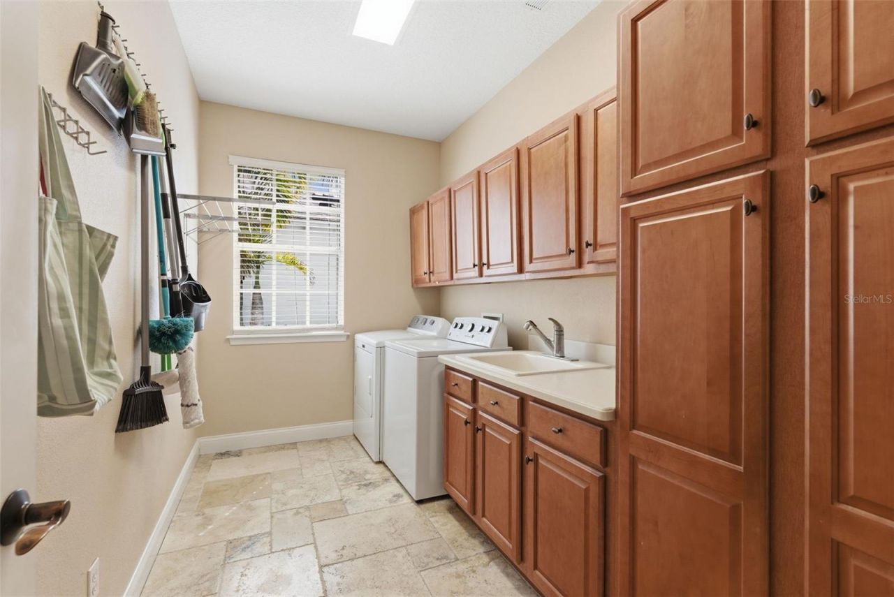 715 Islebay Drive, Apollo Beach, FL 33572 Photo