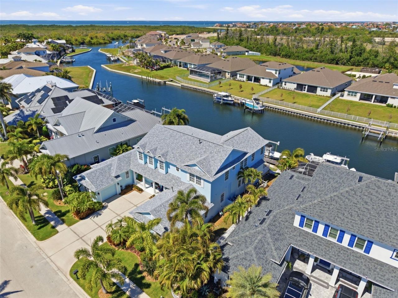 715 Islebay Drive, Apollo Beach, FL 33572 Photo