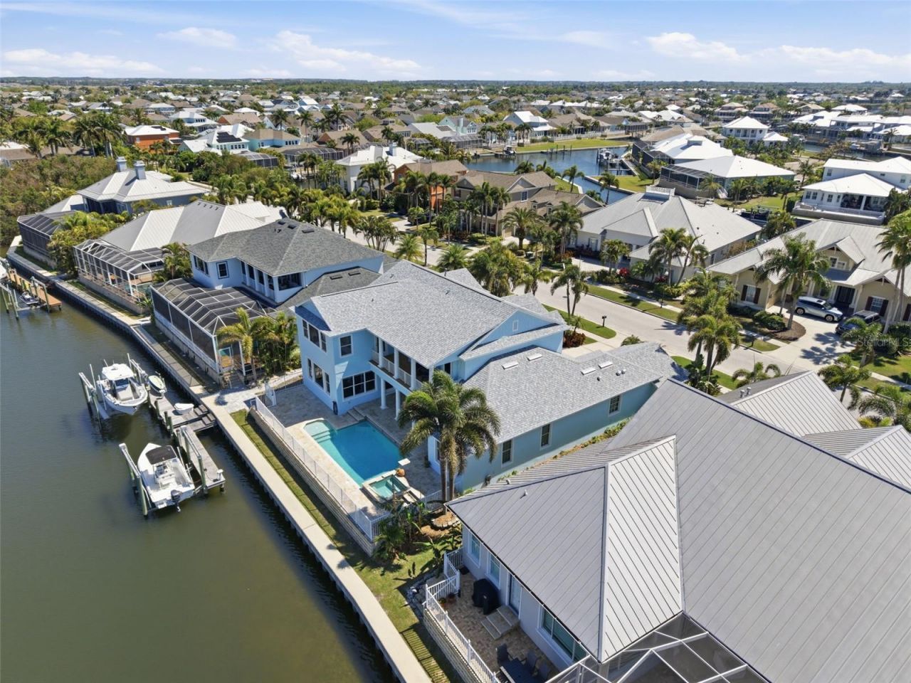 715 Islebay Drive, Apollo Beach, FL 33572 Photo